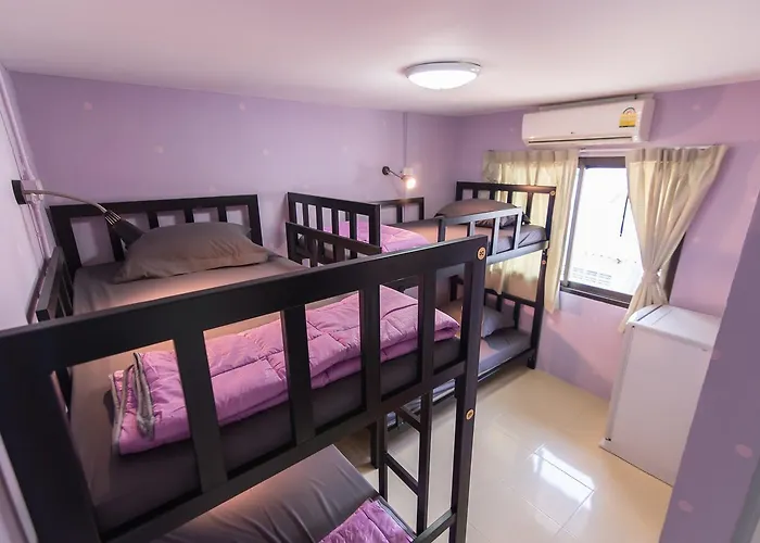 Full Stop. Hostel